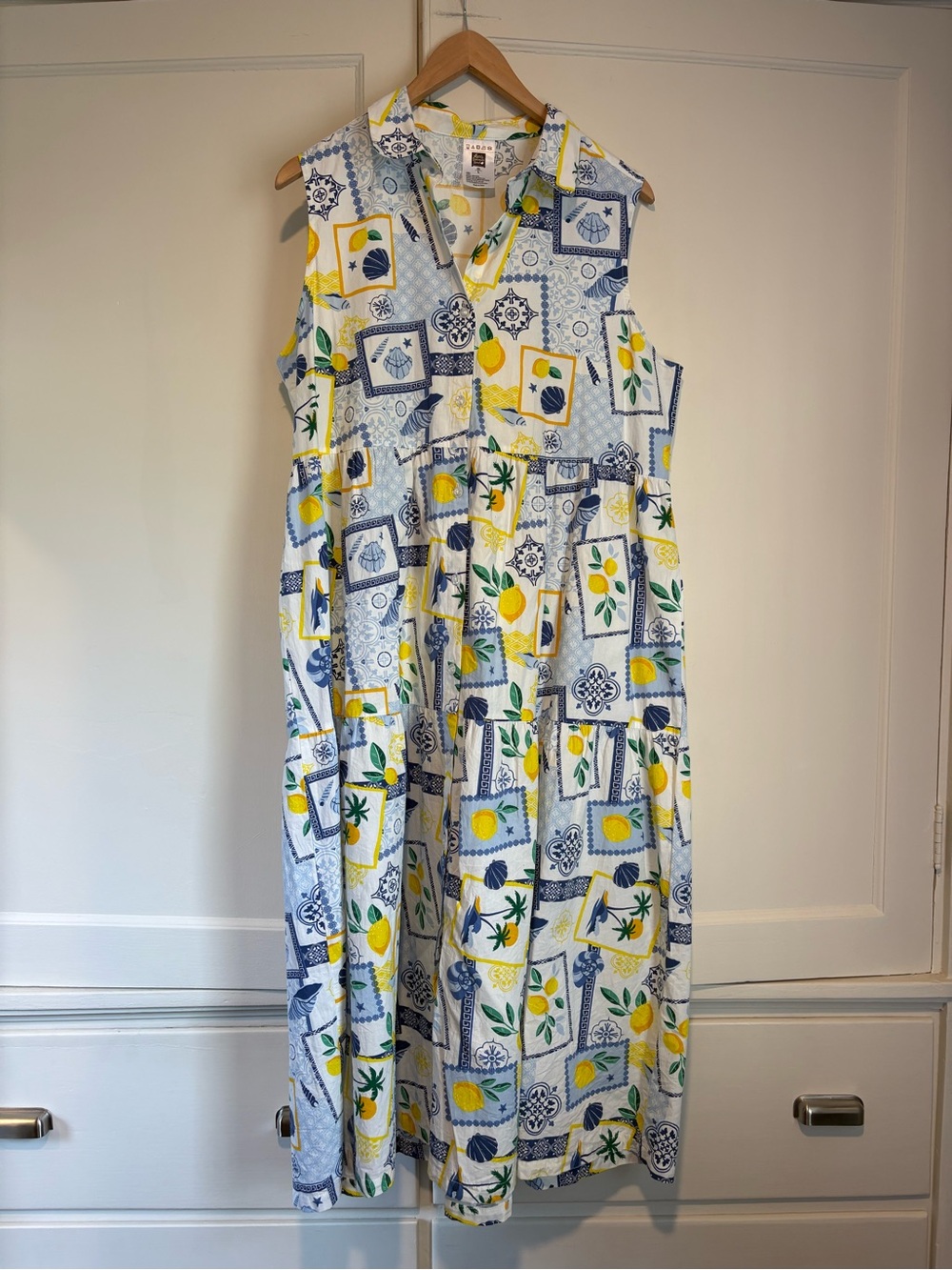 Alex’s Lemonade Stand Sleeveless Button Front Beach Print Dress